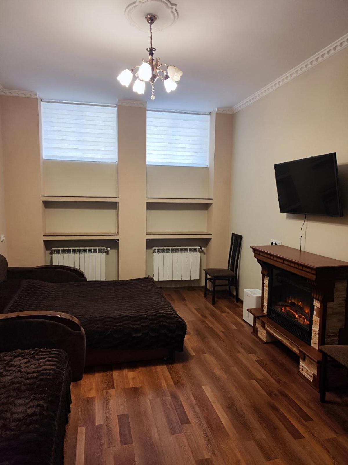 Novyi Svit Lviv Buitenkant foto